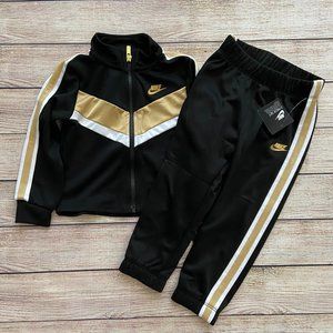 ❌ SOLD ❌ NWT Nike Boy's Athletic Track Suit Black & Gold Sz. 24 months